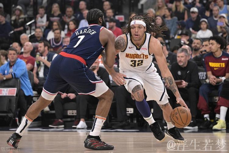 戈登封盖鲍威尔 小波特追身命中三分 戈登封盖鲍威尔 小波特追身命中三分