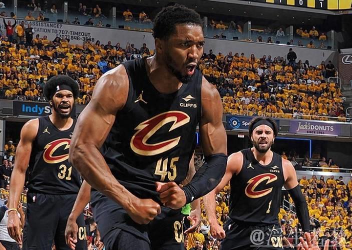 米切尔砍25+8+14 卡斯尔贡献22+11+8 骑士险守主场击退马刺