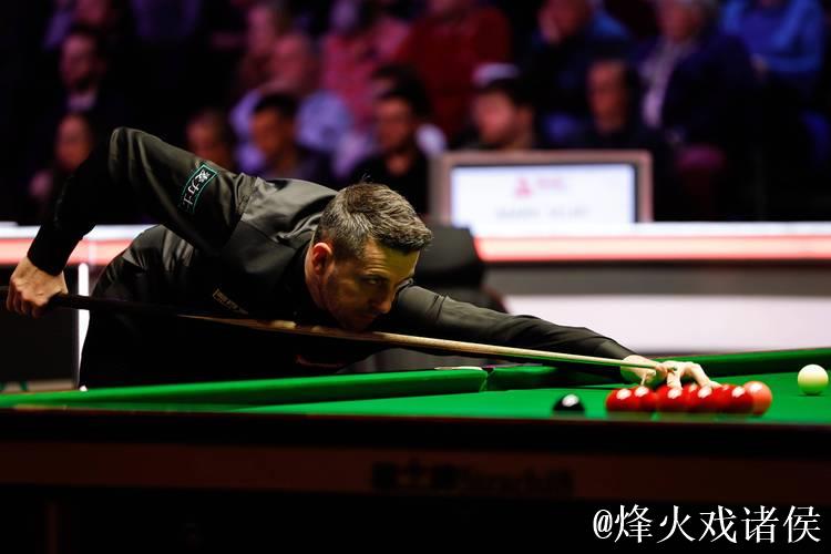 塞尔比4-3险胜刘宏宇 晋级斯诺克英国公开赛32强 塞尔比4-3险胜刘宏宇 晋级斯诺克英国公开赛32强